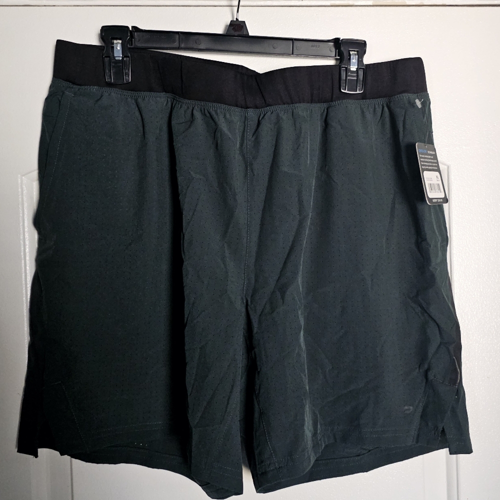 Men's Green Shorts Unipro 7 Inch Inseam XL